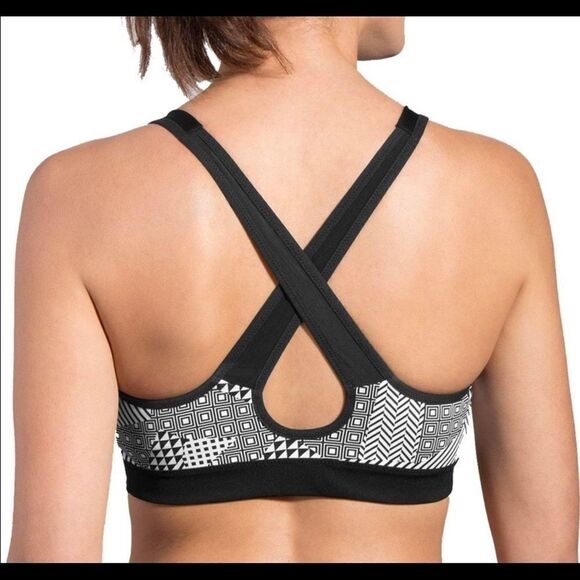 Brooks Uprise Crossback Sports Bra size Small - Picture 2 of 9